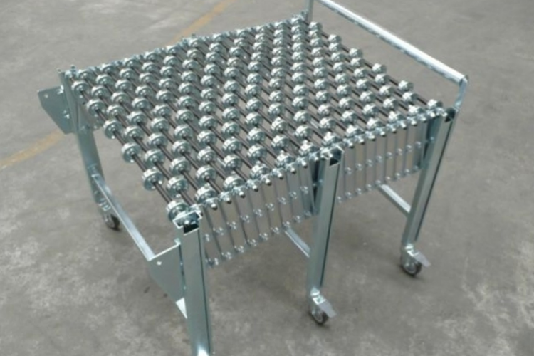 extensible roller conveyors